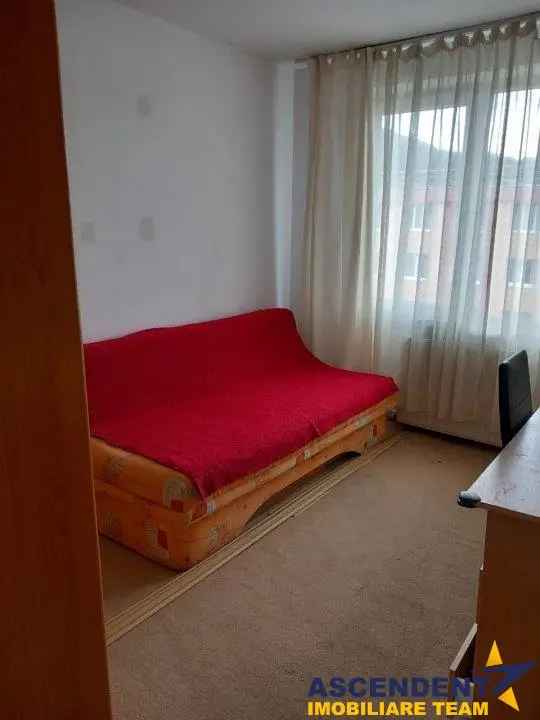 Apartament 4 camere, 2 parcari, in zona de agrement a orasului Brasov