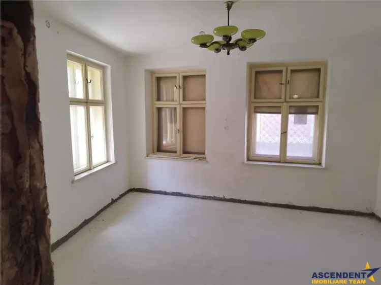 1.600 mp teren, cu casa renovabila, Schei, Brasov