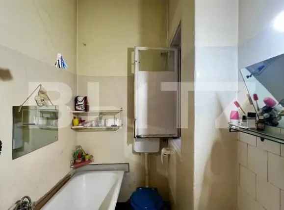 Apartament 2 camere, 52mp, tavan inalt 3,2m, decomandat, parcare, zona Centrala