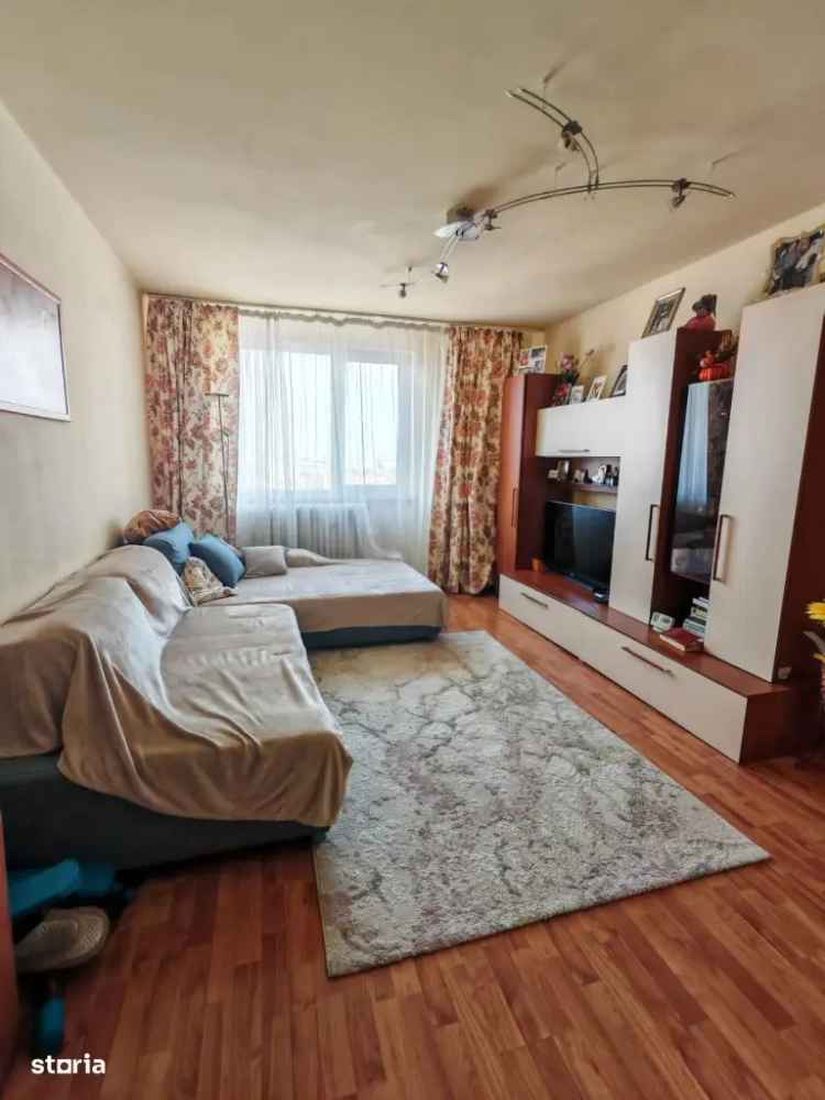 De vanzare apartament 3 camere in Craiova cu centrala termica si balcon