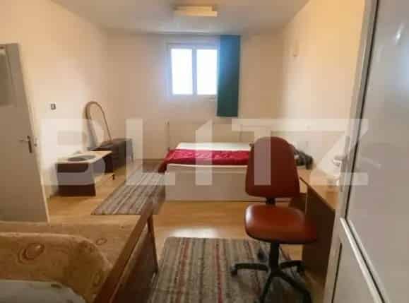 Garsonieră de închiriat, 35 mp, zonă centrală, lângă AFI Brașov