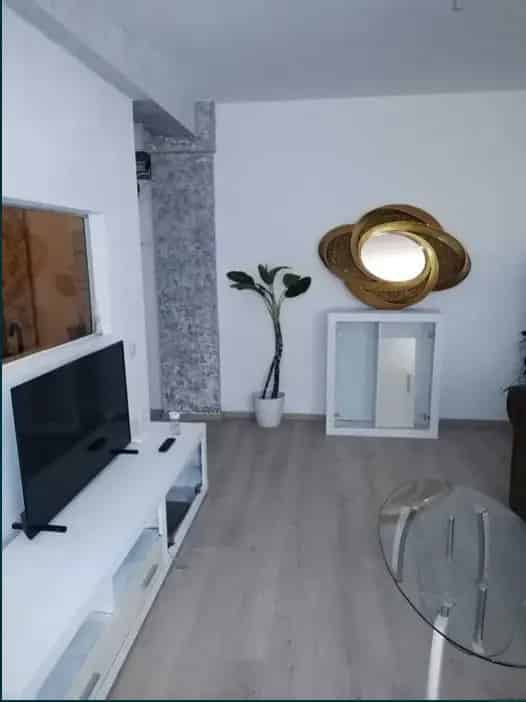 Apartament 3 Camere Tomis Plus Decomandat Centrala
