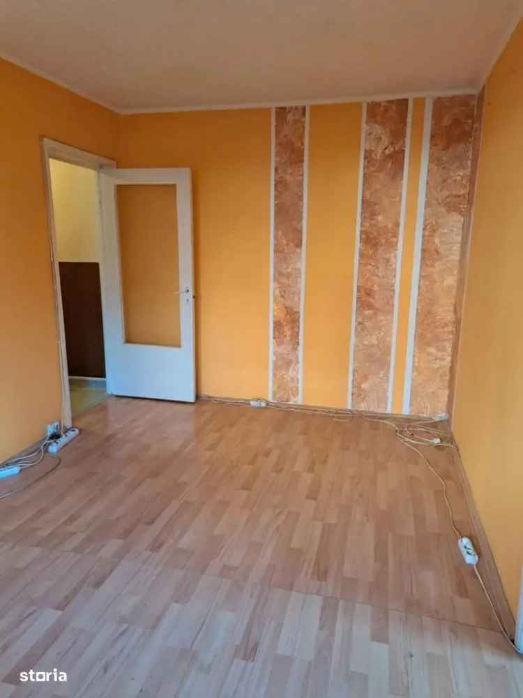 Apartament 2 camere de vanzare Aleea Ozana Micro 15 cu facilitati moderne