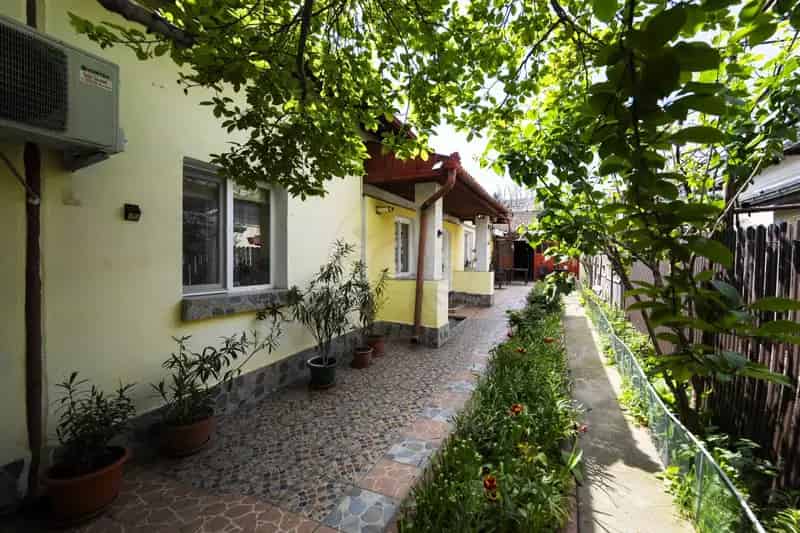 Casa de vanzare Puskin Craiova 86mp + beci garaj
