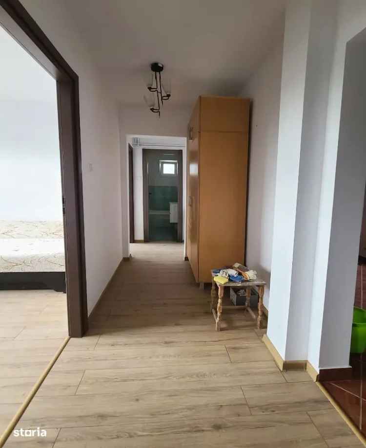 Vand apartamente 3 camere confort 1 in Damb Pietros cu lift nou