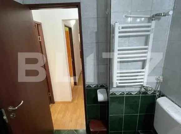 Apartament cu 3 camere, 56mp