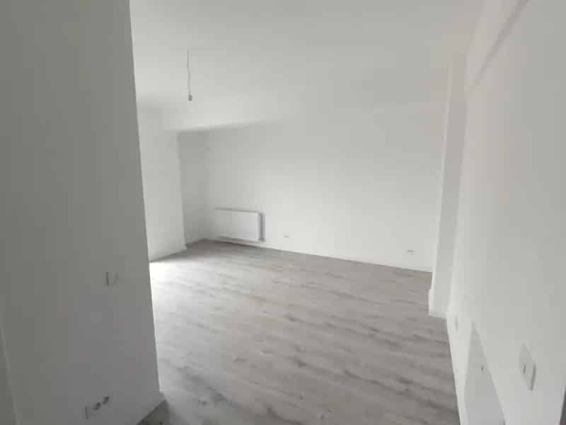 Apartament 1 Camera Decomandat Etaj 4 Bloc Nou