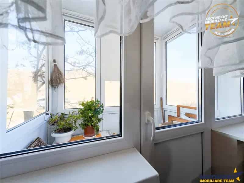Apartament 3 camere decomandat Sfantu Gheorghe