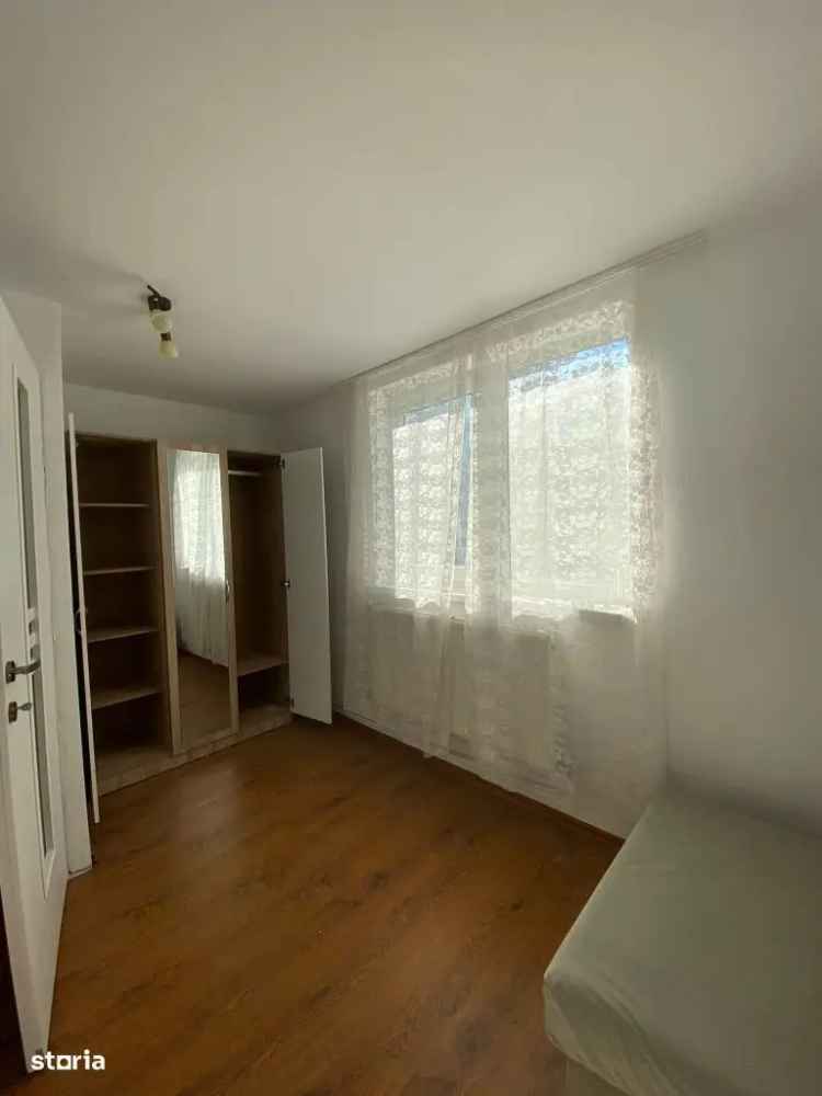 Vand apartamente 3 camere Cluj Napoca cu curte comuna si parcare