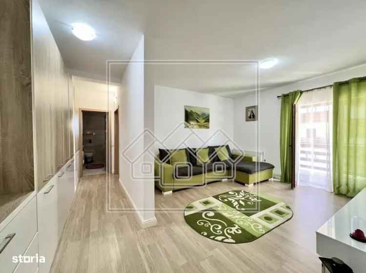 Vânzare apartament 2 camere decomandat în zona Tilisca cu balcon mare