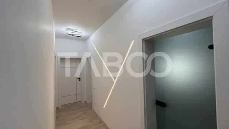 Apartament de vanzare 2 camere cu balcon si loc de parcare in Sibiu