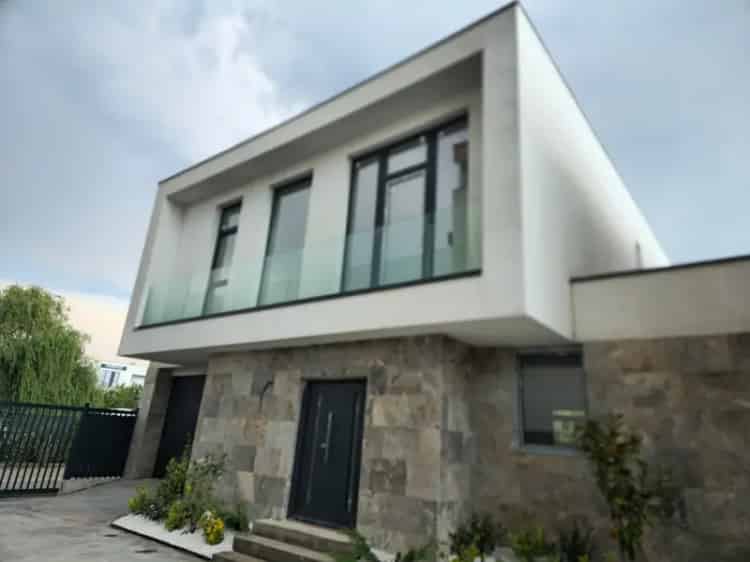 Casa 5 camere Pipera Baneasa Iancu Nicolae 252 mp