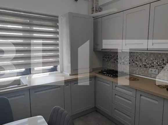 Apartament, 3 camere, 57 mp, etaj intermediar, parcare in Apahida