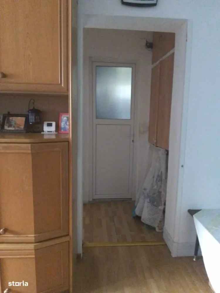 Vânzare apartament 3 camere finisat în zona Spital Judetean