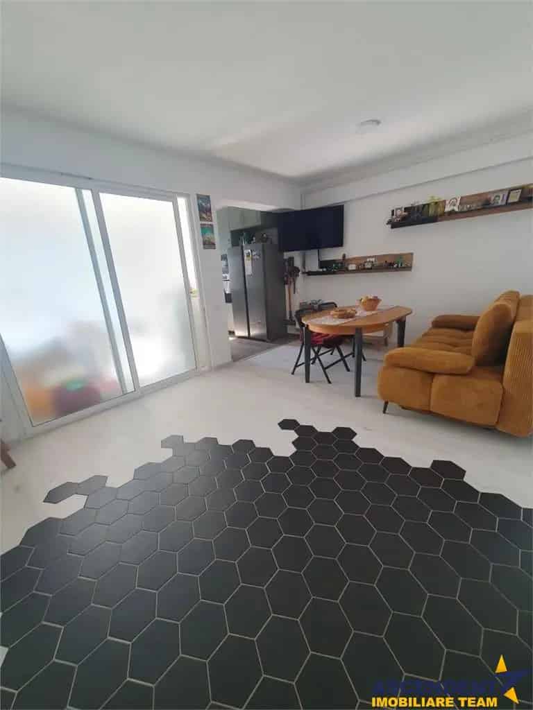 Apartament 3 camere Brasov Triaj vedere munte