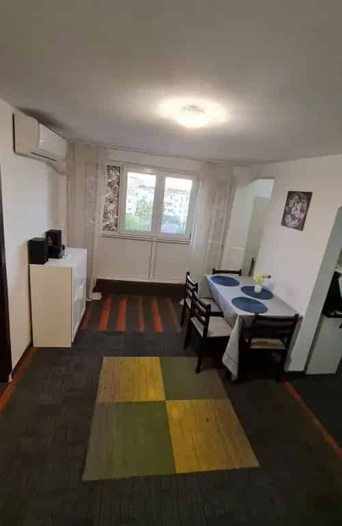 Apartament 2 Camere Decomandat Vitan Piata Bobocica