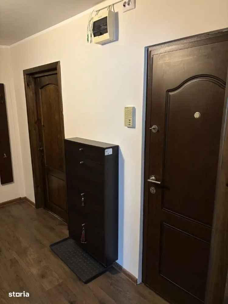 Vanzare apartament 3 camere Zona Nord cu multiple imbunatatiri