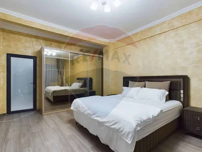 Apartament 3 camere ultracentral Bucuresti renovat complet