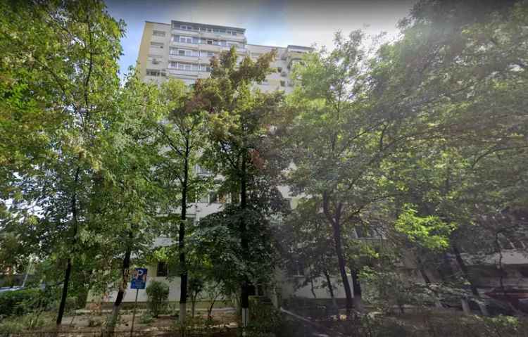 Apartament de vânzare 3 camere în sector 2 București cu balcon și logie