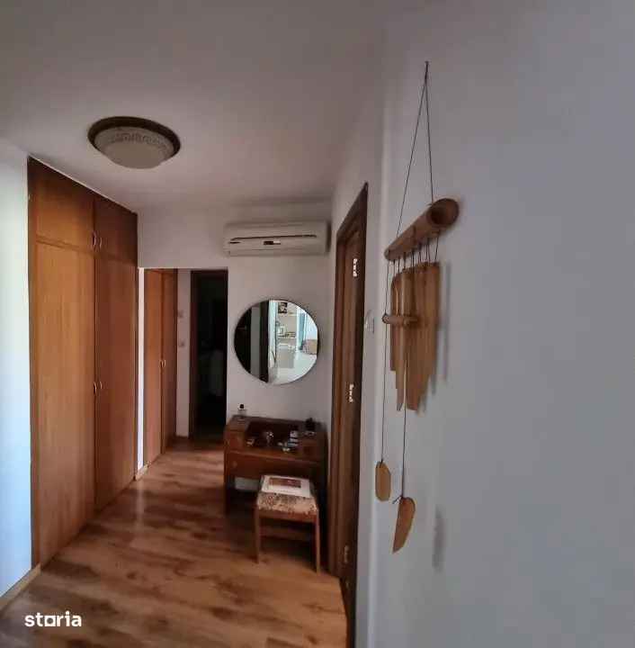 Apartamente de vanzare 2 camere decomandate aproape de Arena Mall