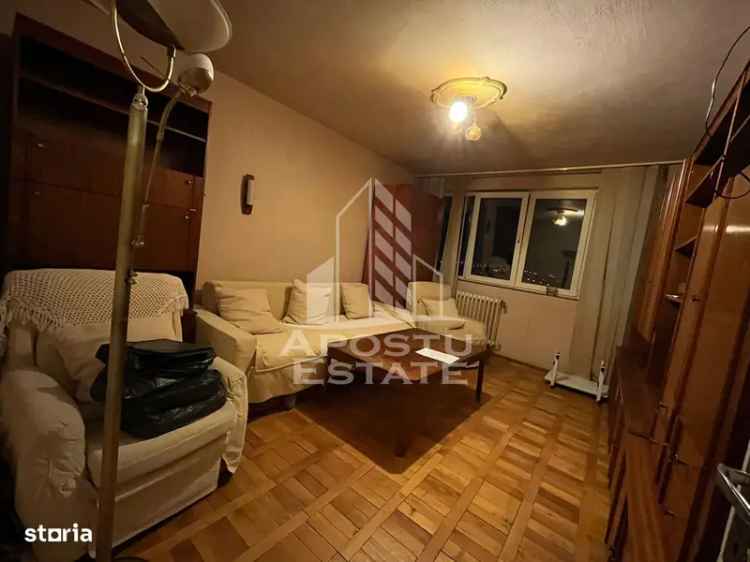 Apartament 2 camere, decomandat, etaj intermediar, zona Dambovita