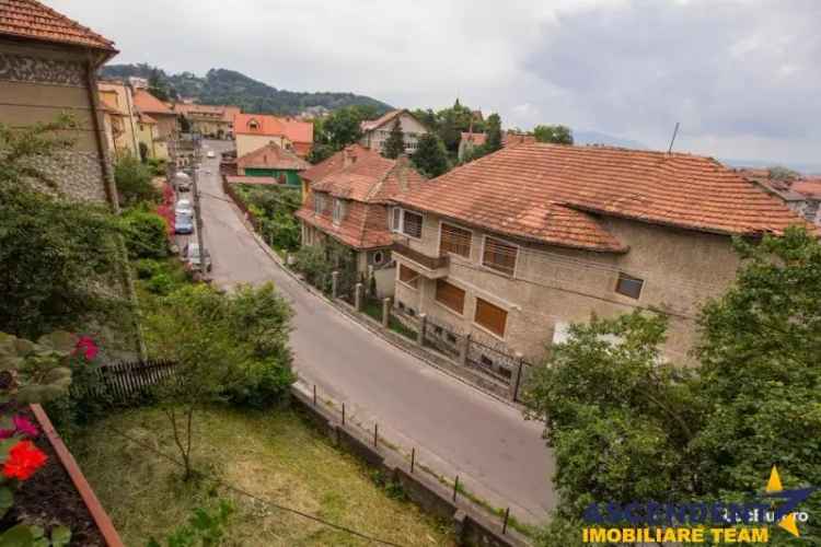 Garsoniera de vânzare elegantă în centrul Brașovului cu vedere la Munții Tampa