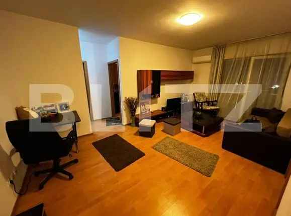 Apartament cu 2 camere cu loc de parcare, etaj intermediar, zona Titan