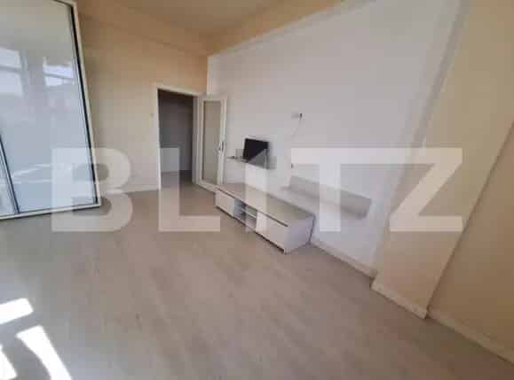 Apartament 2 camere Calea Bogdanestilor 58 mp