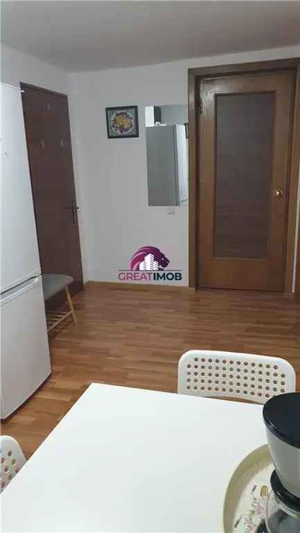 Apartament de inchiriat