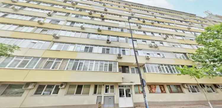 Apartament de vanzare 3 camere in Bucuresti cu balcon