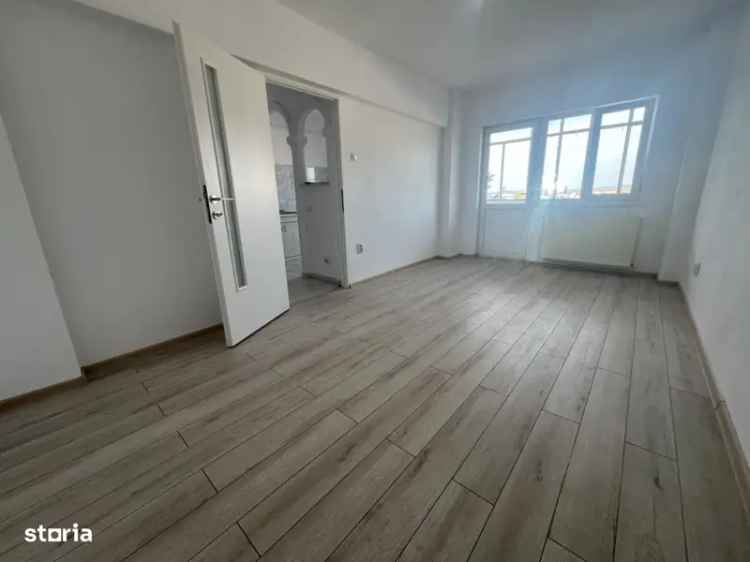 Vanzare apartamente 2 camere decomandate cu balcon mare in Siretului