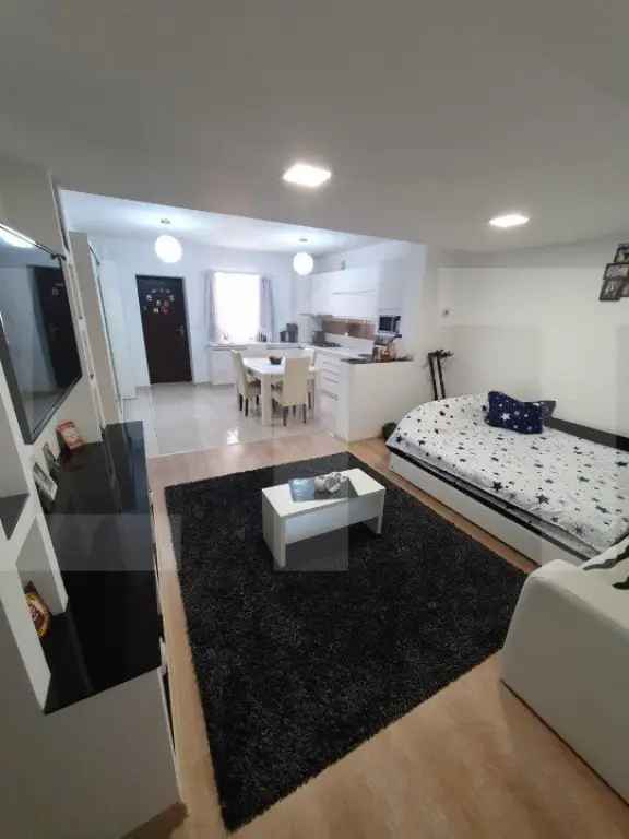 Vanzare apartamente 2 camere semidecomandat in zona Regal Baciu