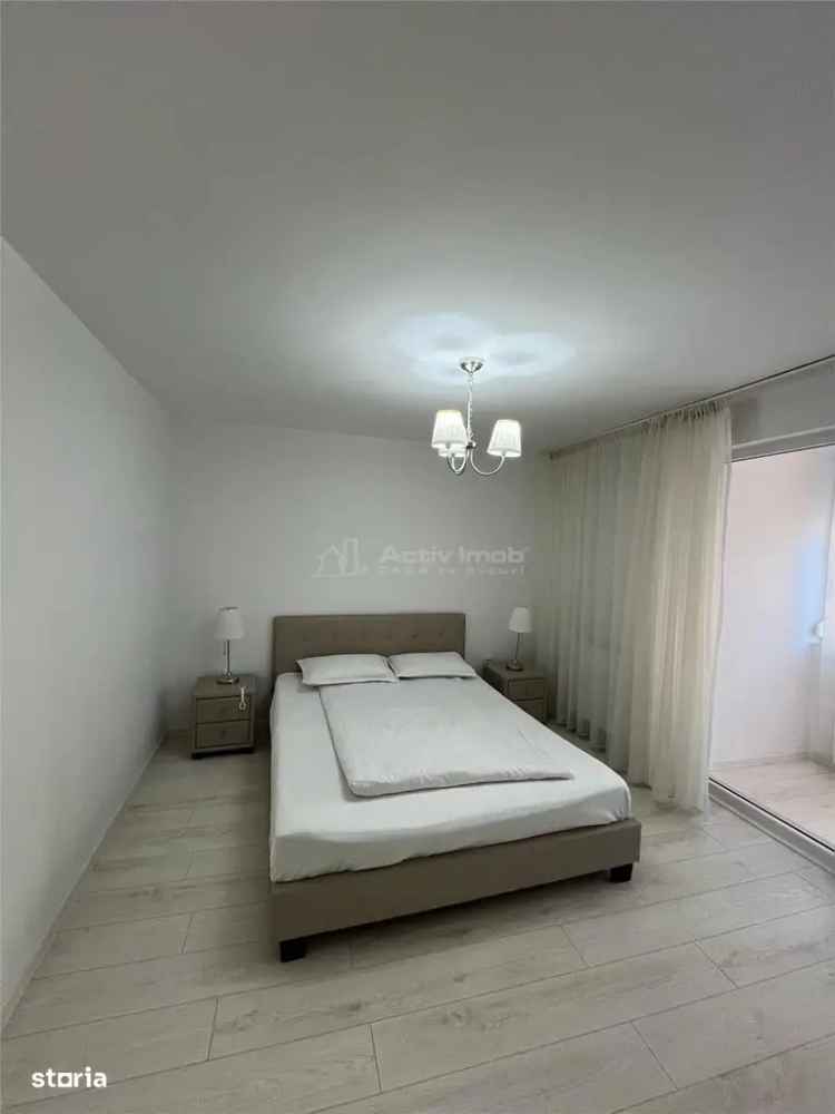 Apartament de vanzare 3 camere centru ultracentral beneficiaza renovat