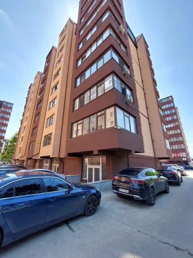 Închiriere spații comerciale București cu 69 mp și vitrină stradală