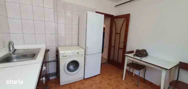 Apartamente de vanzare 2 camere semidecomandat Miorita zona Lidl Gara