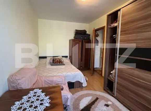 Apartament de inchiriat, 2 camere, 47 mp, etaj intermediar, zona Universitatii