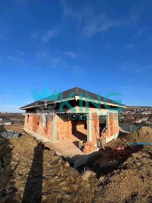 Casă de Vânzare Chinteni 4 Camere 170mp Semifinisata