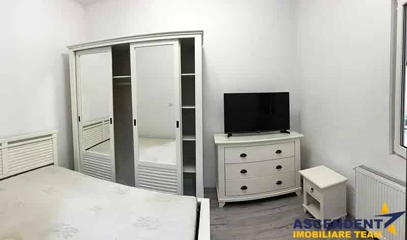 Casa 2 camere 60 mp Zona 7 Noiembrie Studenti