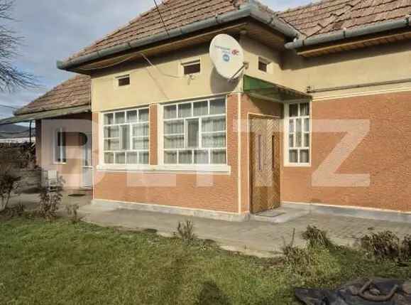 Casa de vanzare Nazna strada Principala 1400 mp teren