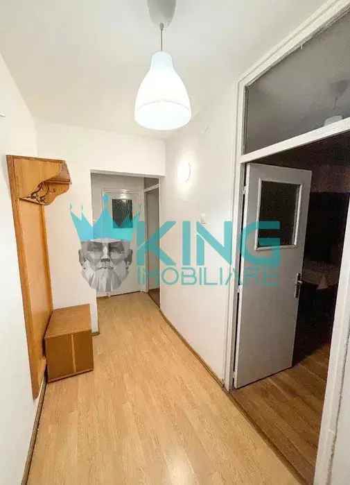 Inchiriere apartamente 2 camere central cu parcarea