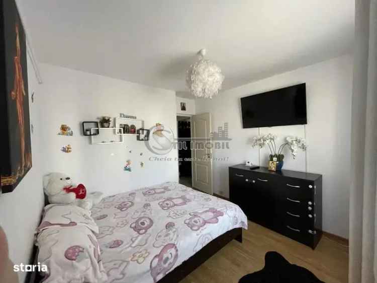 Apartament de vânzare decomandat 2 camere în Mircea cel Bătrân