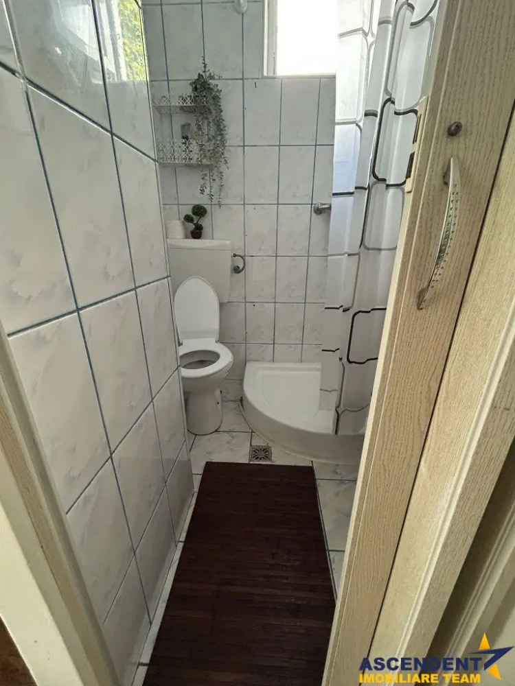 Cumparare apartamente Tractorul Brasov garsoniera cu beci