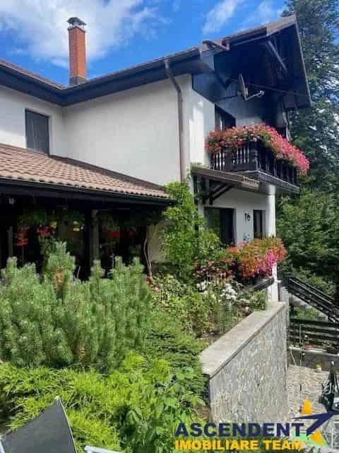 Vilă de Vanzare Sinaia Zona Linistita