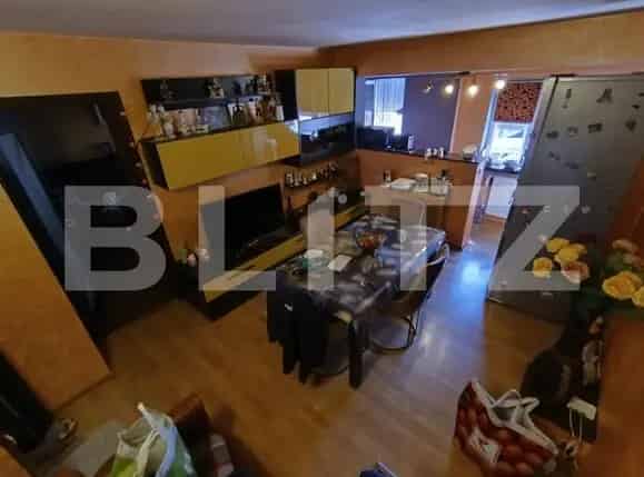 Apartament 3 camere decomandat George Enescu 78mp
