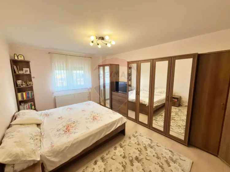 Apartament de vânzare cu 2 camere în Aradul Nou cu parcare privată