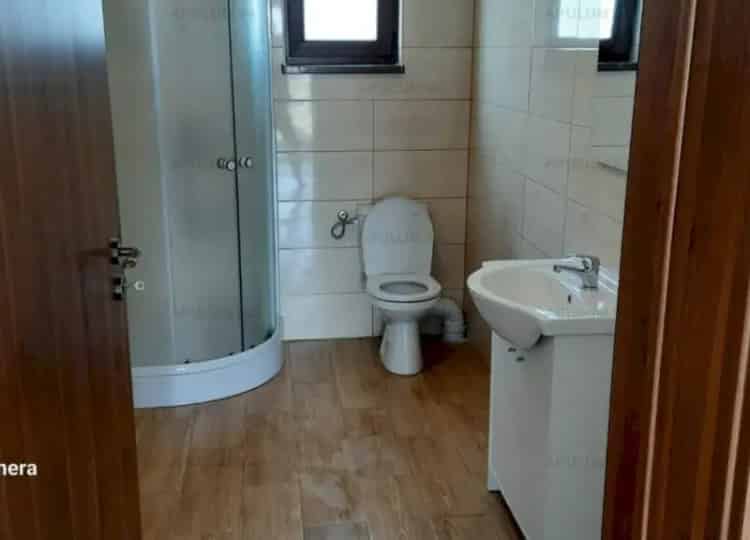 Casa Parter 3 Camere Sabareni - 136 mp - Curte 500 mp
