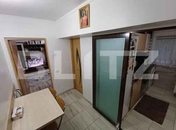 Apartament 2 camere, zona Andrei Muresanu, etaj 1