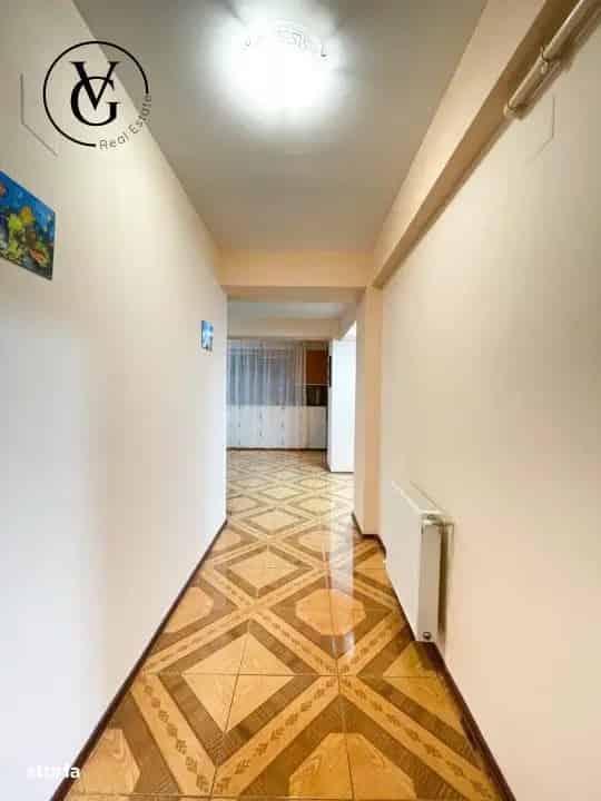 Vânzare apartament 2 camere Mamaia Sat aproape de plajă