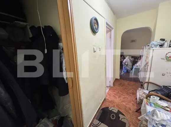 Apartament decomandat 2 camere zona Republicii