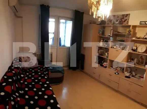 Cumparare apartamente 3 camere Pantelimon cu balcon